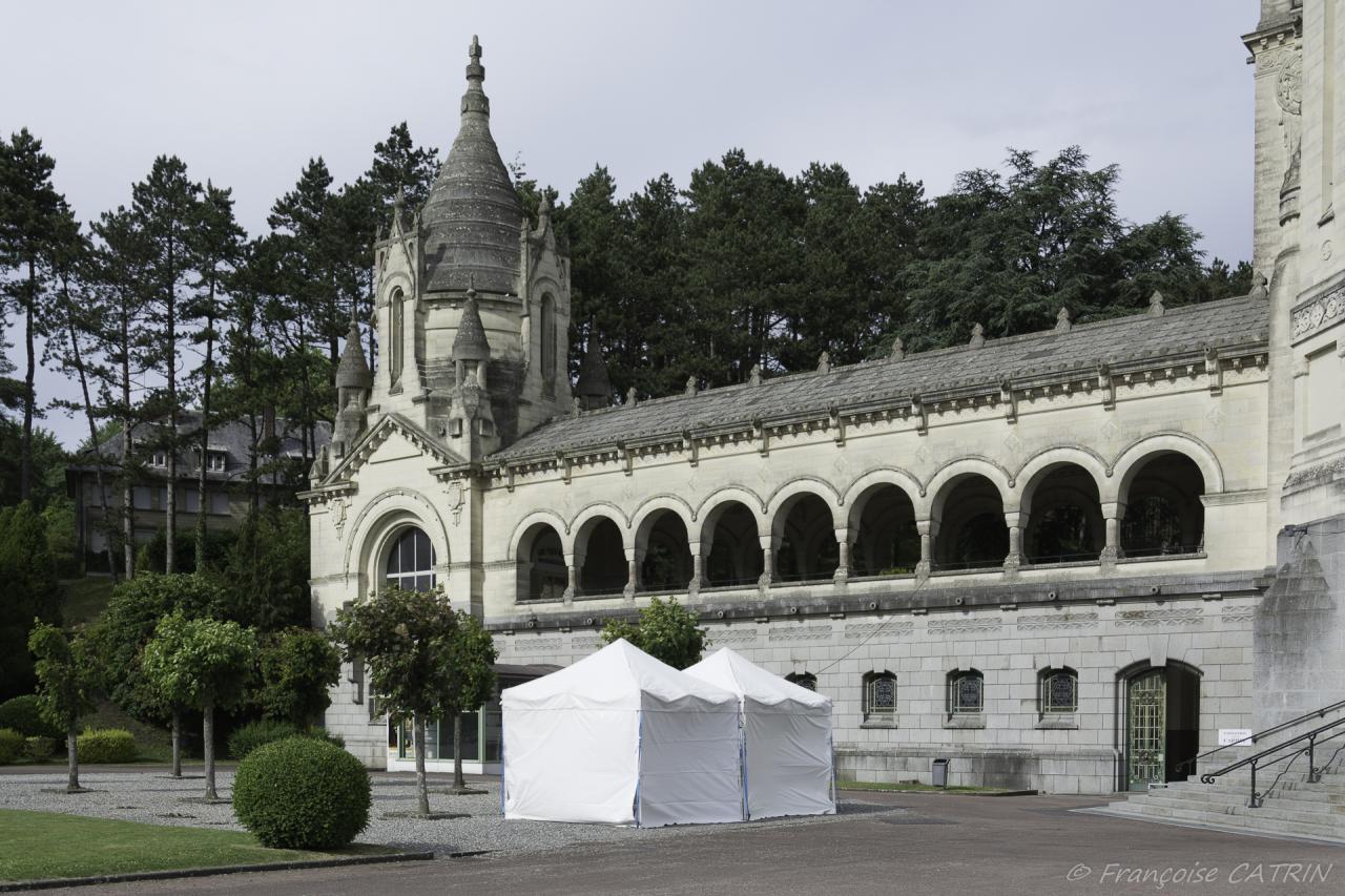 06 Lisieux La Basilique (16)